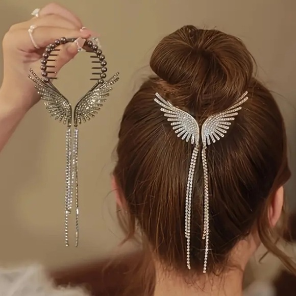 Silver Pearl Rhinestone Angel Wing Hair Clip Claw Hair Accessory - Picture 4 of 8